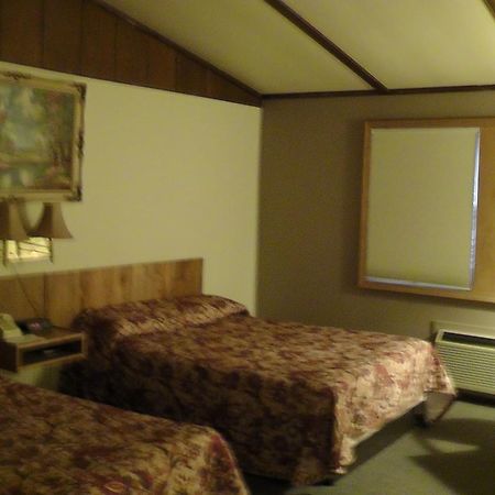 Motel 95 & Campground Hixton 외부 사진